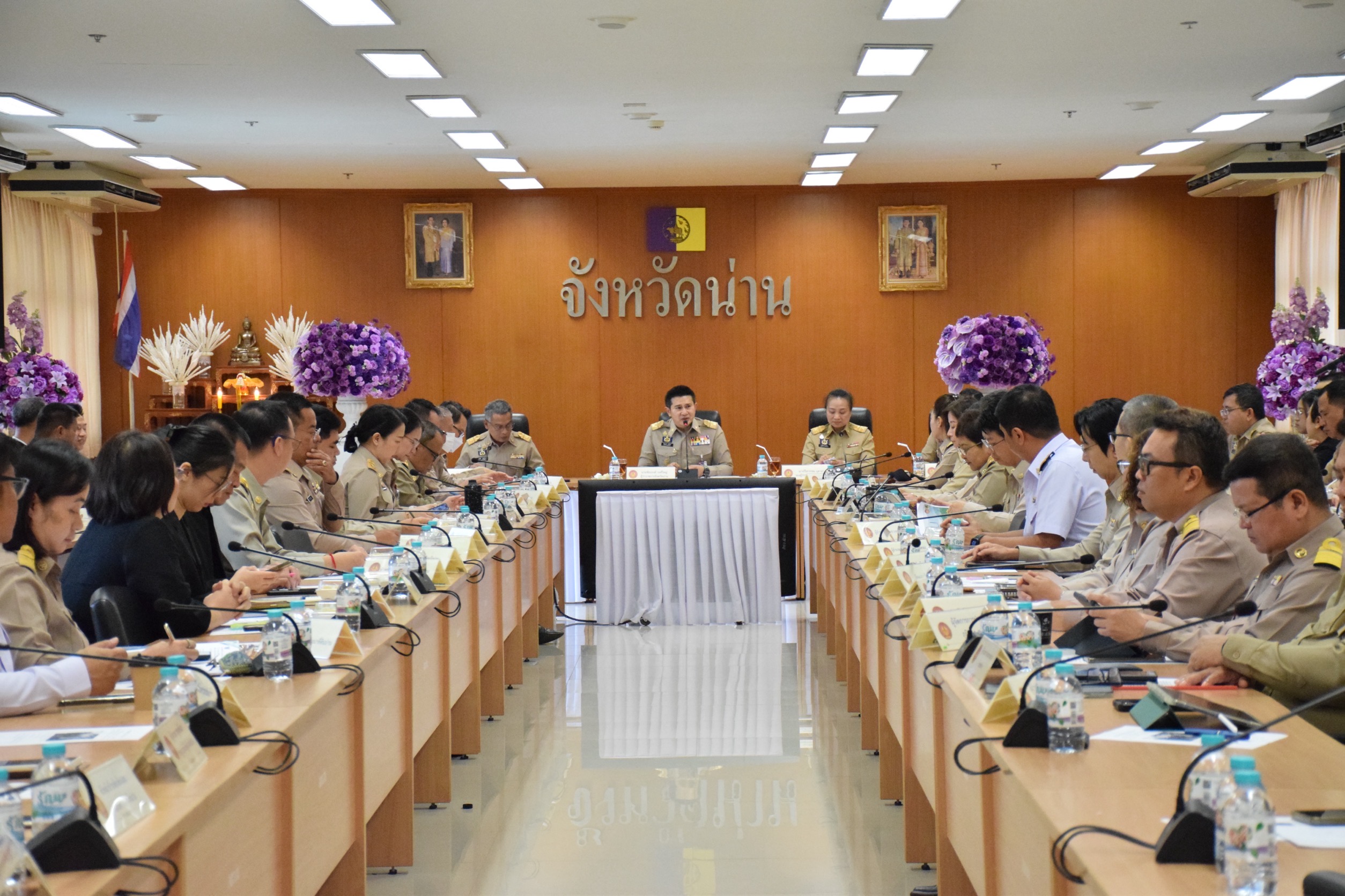 จังหวัดน่านประชุมคณะกรมการจังหวัด ประจำเดือนเมษายน 2569 ติดตามการขับเคลื่อนนโยบายสำคัญ พร้อมรับมือไฟป่า&ndash;หมอกควัน&ndash;PM2.5